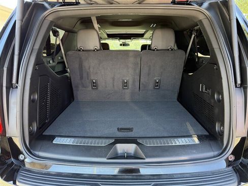Used 2023 GMC Yukon XL Denali image 26
