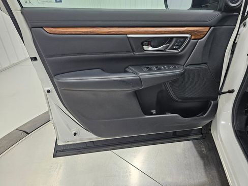 Used 2018 Honda CR-V Touring image 28