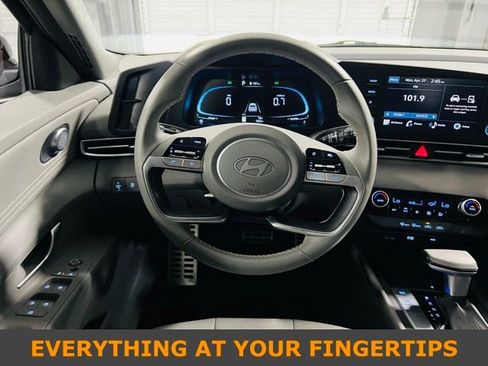 Used 2025 Hyundai Elantra Sport w/ Cargo Package FWD image 5