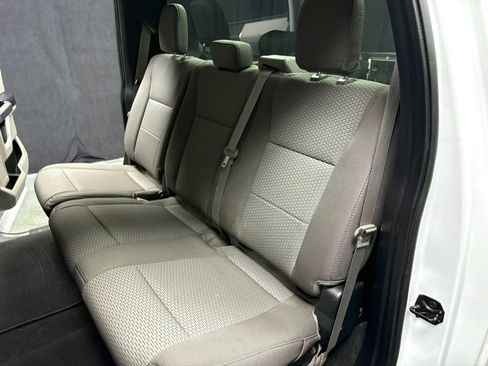 Used 2020 Ford F150 XLT image 36