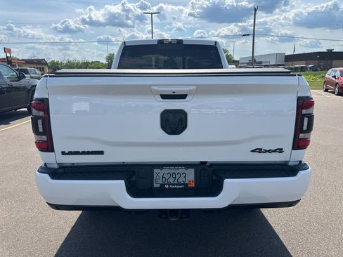Used 2024 RAM 2500 Laramie w/ Night Edition AWD/4WD image 4