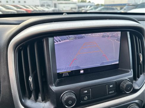 Used 2019 GMC Canyon SLE w/ Elevation Edition AWD/4WD image 10