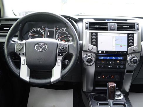 Used 2023 Toyota 4Runner Limited AWD/4WD image 18