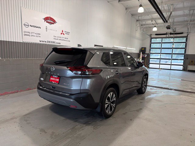 Certified 2023 Nissan Rogue SV w/ SV Premium B Package AWD/4WD image 3