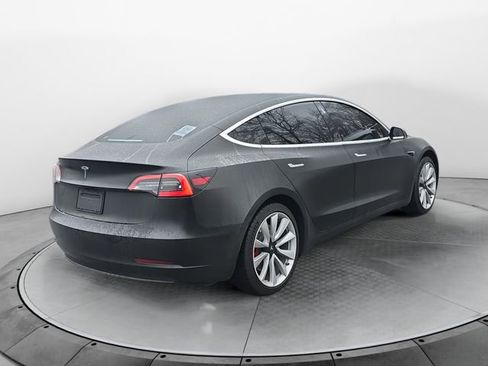 Used 2019 Tesla Model 3 Standard Range Plus image 5