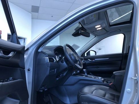 Used 2025 MAZDA CX-5 AWD 2.5 S w/ Preferred Package image 11