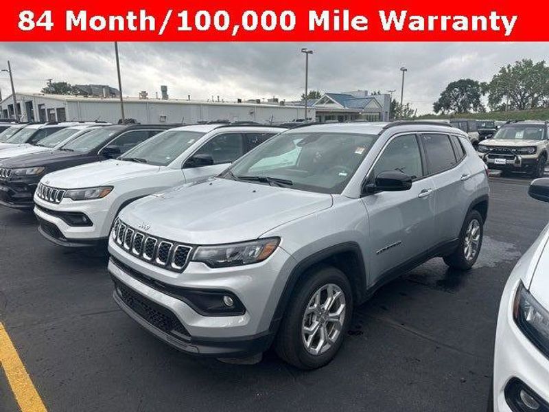 Certified 2024 Jeep Compass Latitude image 1