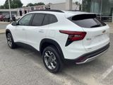 New 2025 Chevrolet Trax LT w/ LT Convenience Package image 3