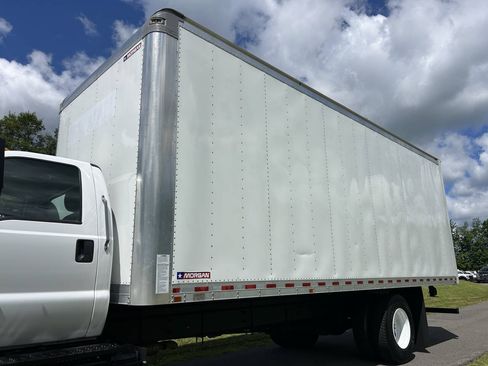 Used 2023 Ford F650 2WD Regular Cab Super Duty image 10
