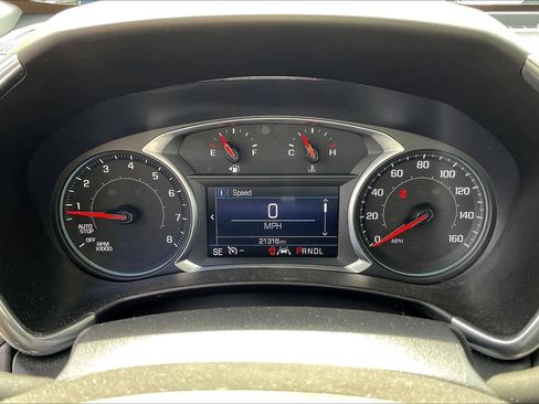 Used 2021 Chevrolet Equinox LT FWD image 20