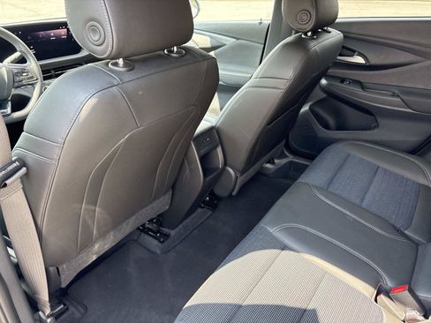 Used 2026 Buick Envista Preferred FWD image 31