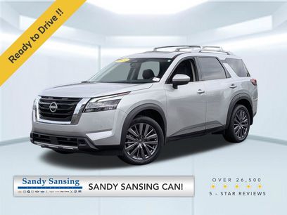 Used 2024 Nissan Pathfinder SL w/ SL Premium Package