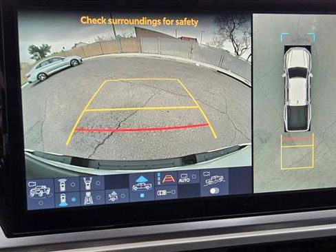 Used 2024 Toyota Tacoma TRD Off-Road w/ TRD Off Road Premium Package image 12