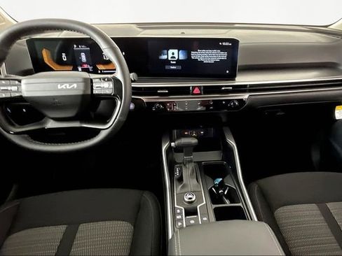 New 2026 Kia Sorento LX FWD image 6