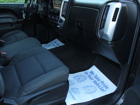 Used 2016 GMC Sierra 1500 SLE w/ SLE Value Package AWD/4WD image 17