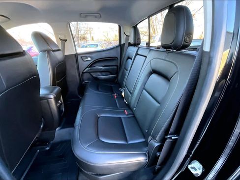 Used 2018 GMC Canyon SLT w/ Trailering Package image 18