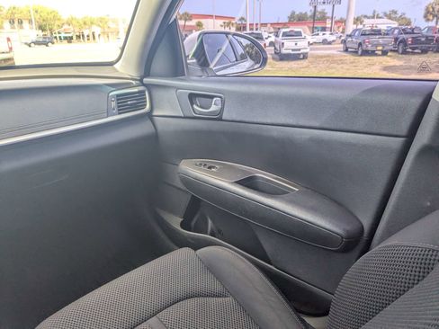 Used 2019 Kia Optima LX FWD image 19