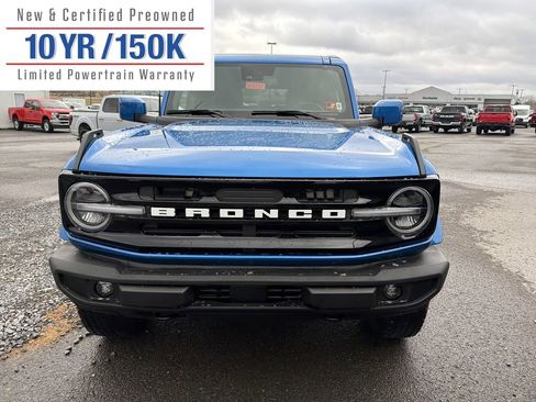 Used 2023 Ford Bronco Outer Banks image 2