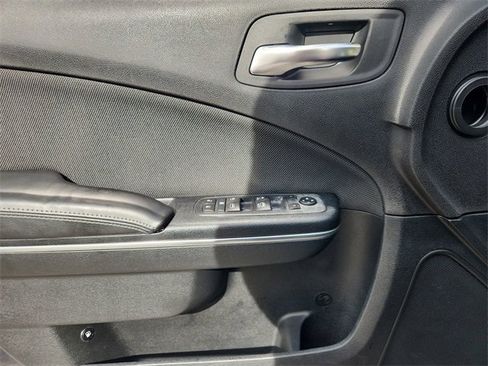 Used 2016 Dodge Charger SE image 20
