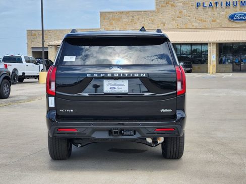 New 2026 Ford Expedition Active RWD image 8
