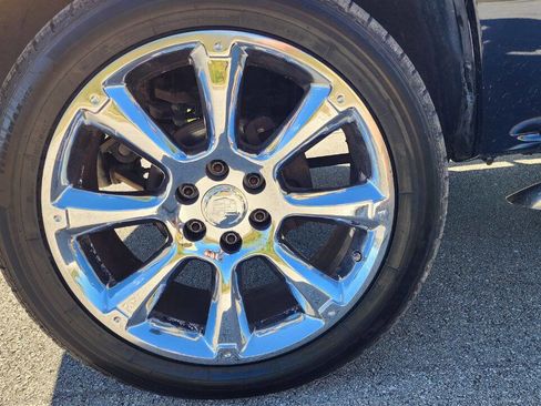 Used 2005 Chevrolet Avalanche LS w/ Preferred Equipment Group image 40