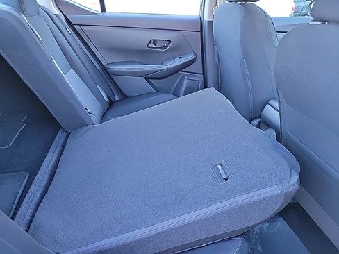 Used 2025 Nissan Sentra SV image 15