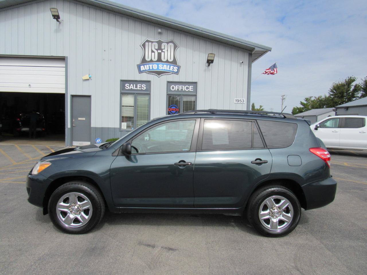 Used 2012 Toyota RAV4 4WD w/ Value Pkg image 3