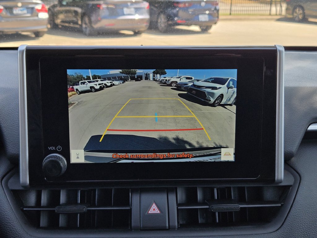 Used 2024 Toyota RAV4 XLE FWD image 14