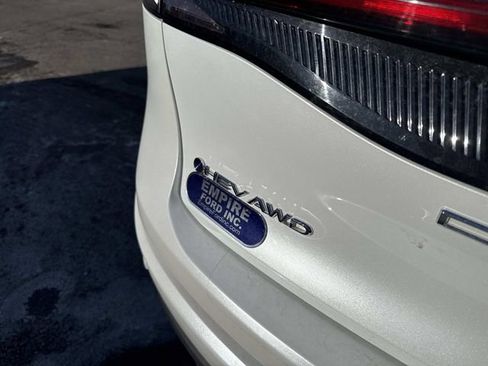 Used 2024 Toyota Crown Limited w/ Advanced Technology Package image 5