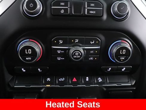 Used 2019 Chevrolet Silverado 1500 RST w/ Convenience Package AWD/4WD image 4