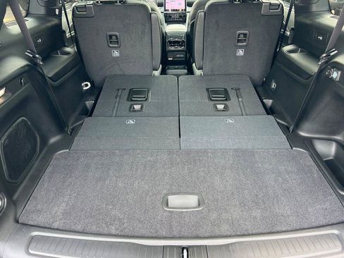 New 2025 Jeep Grand Cherokee L Limited w/ Luxury Tech Group II image 13