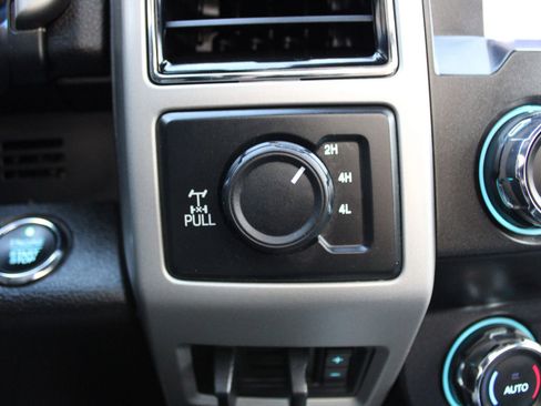 Used 2021 Ford F350 Lariat w/ Tremor Off-Road Package image 26