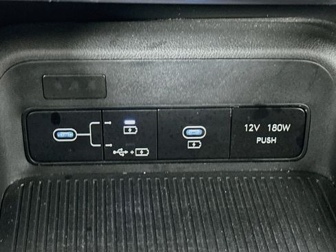Used 2025 Hyundai Kona SEL FWD image 26