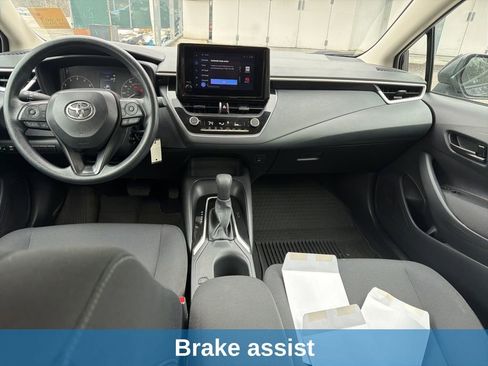 Used 2025 Toyota Corolla LE image 10
