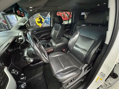 Used 2018 GMC Yukon SLT w/ Open Road Package image 11