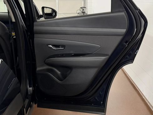 Used 2025 Hyundai Tucson Limited AWD/4WD image 43