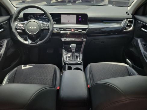 Used 2024 Kia Seltos S AWD/4WD image 18