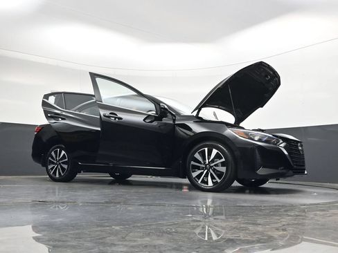 Used 2025 Nissan Sentra SV w/ SV Premium Package FWD image 56