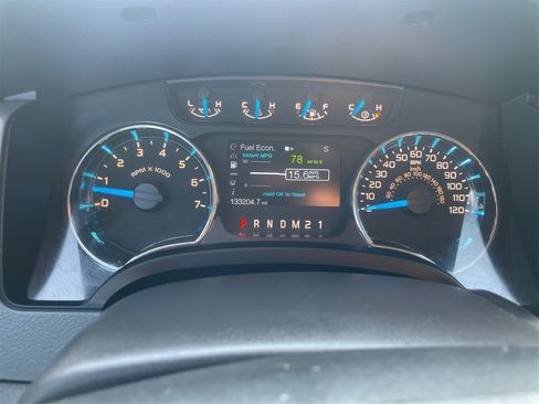 Used 2014 Ford F150 XLT w/ Equipment Group 302A Luxury image 17