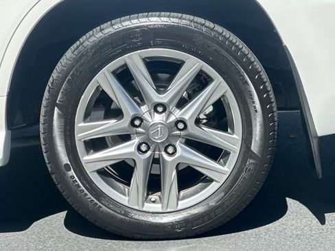 Used 2015 Lexus LX 570 4WD w/ Luxury Package image 39