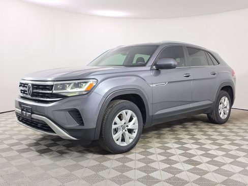 Used 2021 Volkswagen Atlas Cross Sport S w/ Luggage Net & Mats Package FWD image 3