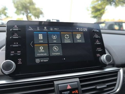 Used 2022 Honda Accord Sport image 17