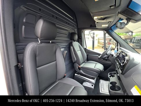 New 2026 Mercedes-Benz Sprinter 2500 image 11