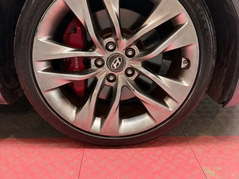 Used 2015 Hyundai Genesis 3.8 RWD image 38