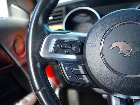 Used 2019 Ford Mustang Premium image 27