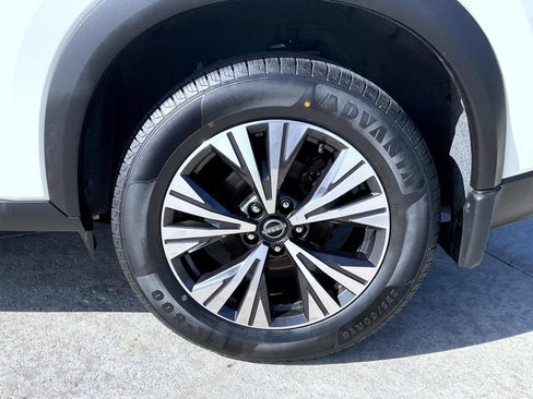 Used 2023 Nissan Rogue SV AWD/4WD image 20
