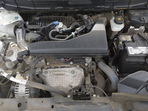 Used 2020 Nissan Rogue S FWD image 30