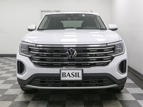 New 2026 Volkswagen Atlas SEL image 3