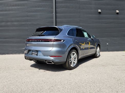 New 2026 Porsche Cayenne image 5