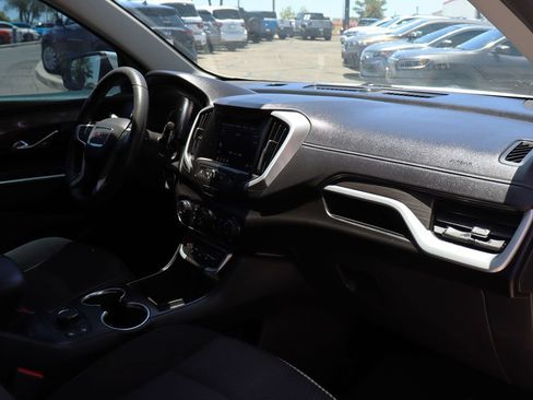 Used 2022 GMC Terrain SLE w/ Driver Convenience Package FWD image 35